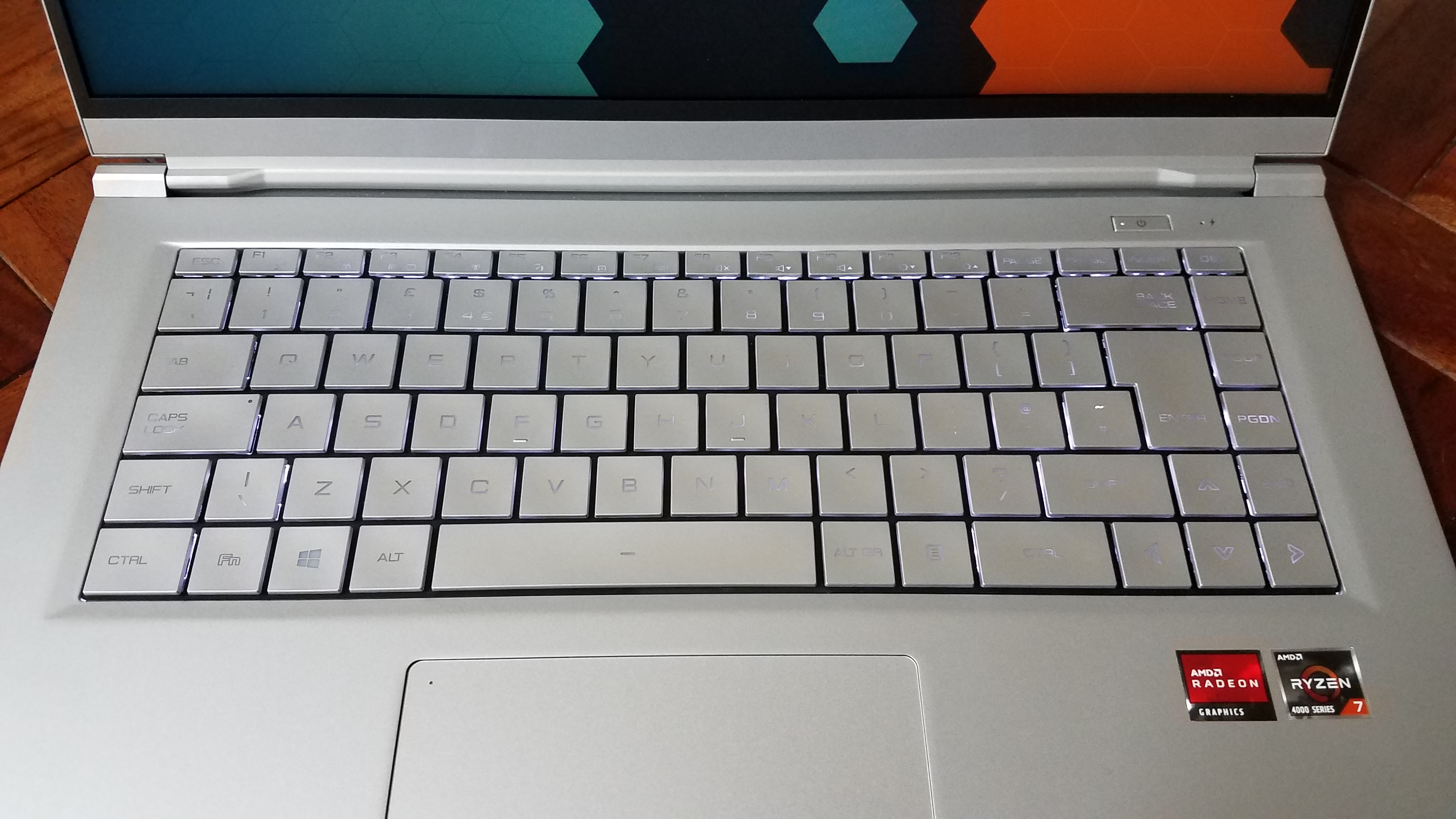 The superfast Ryzen-powered KDE Slimbook – Adventures in Linux and KDE